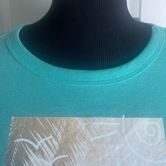 Old Navy Women’s Mint Green Graphic Tee sz L NWT - Picture 2 of 6